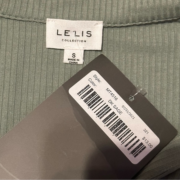 NEW Le Lis Collared Button Front Long Sleeve Underwire Underbust Crop Top Small - Picture 5 of 6